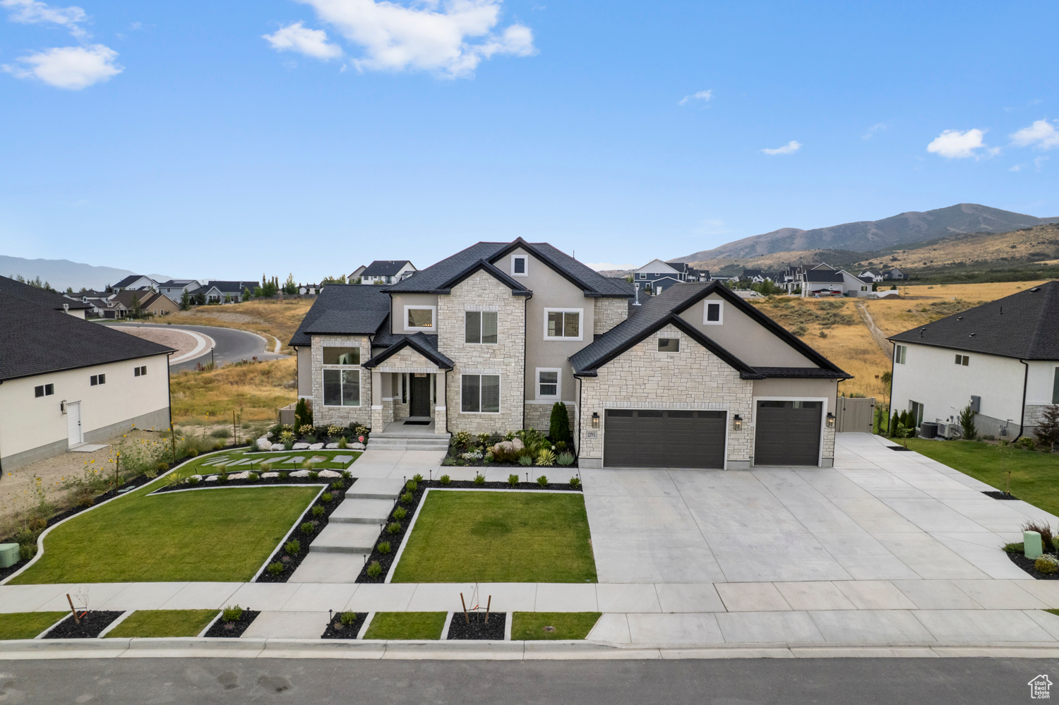 BEACON HILL - Residential