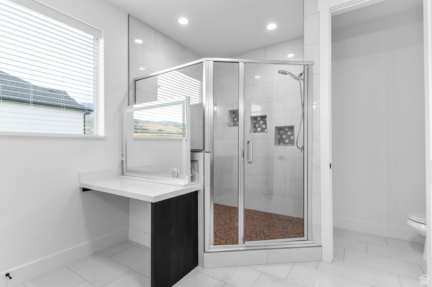 BEACON HILL - Residential