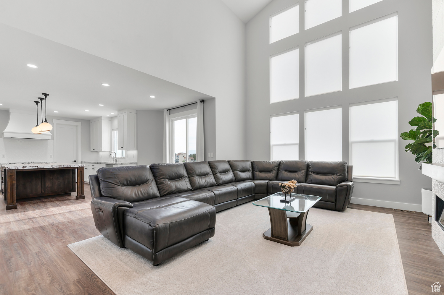 BEACON HILL - Residential