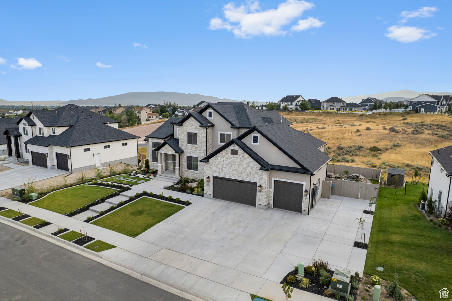 BEACON HILL - Residential