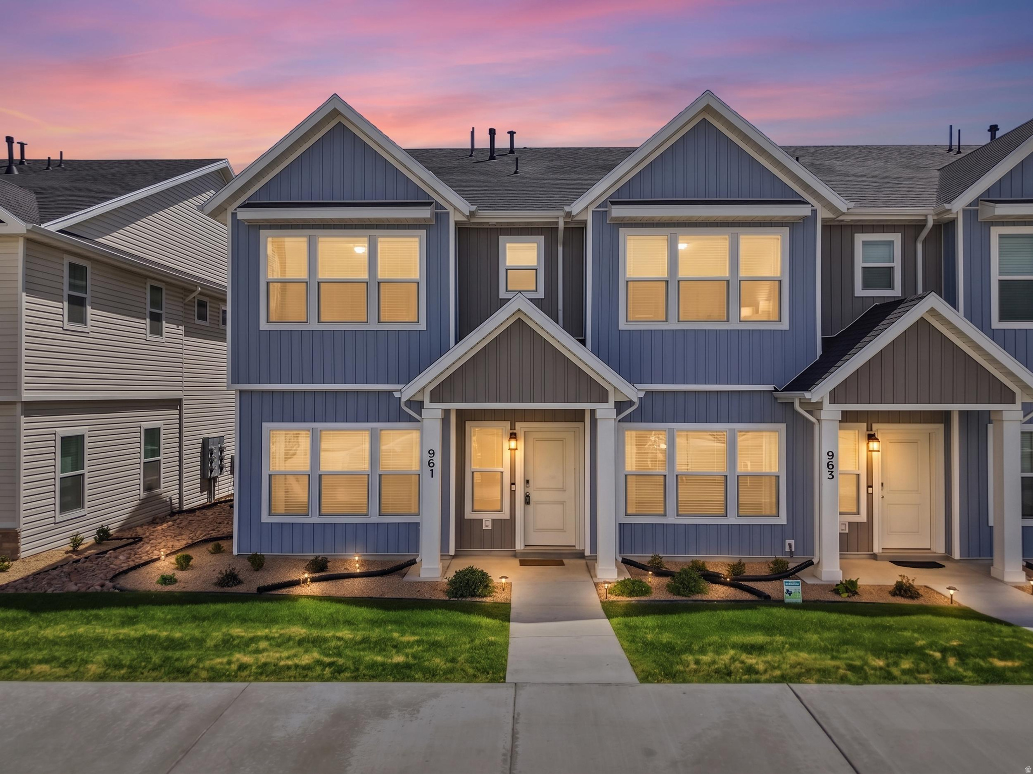 ARCHIBALD ESTATES - Residential Lease