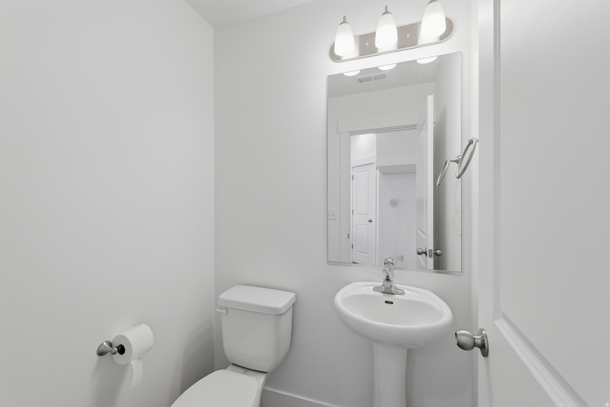 ARCHIBALD ESTATES - Residential Lease