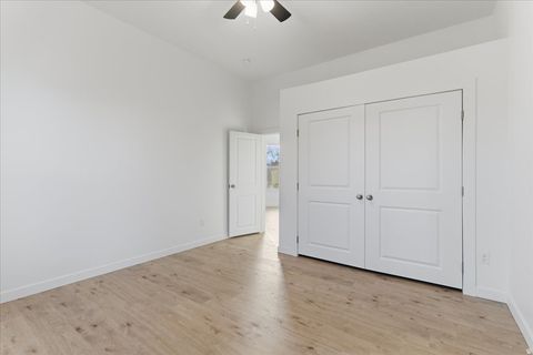 Tiny photo for 221 E 4800 S, Salt Lake City, UT 84107 (MLS # 2127309)