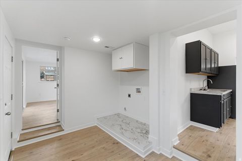 Tiny photo for 221 E 4800 S, Salt Lake City, UT 84107 (MLS # 2127309)