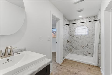 Tiny photo for 221 E 4800 S, Salt Lake City, UT 84107 (MLS # 2127309)