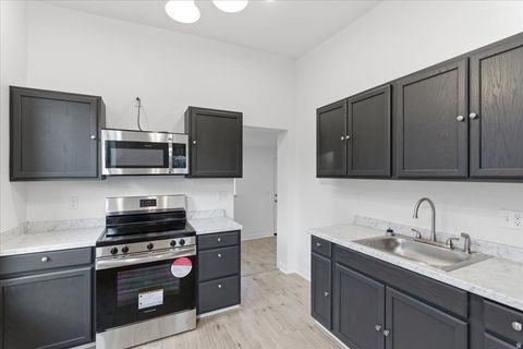 Tiny photo for 221 E 4800 S, Salt Lake City, UT 84107 (MLS # 2127309)