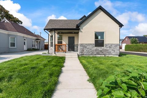 Photo of 221 E 4800 S, Salt Lake City, UT 84107 (MLS # 2127309)