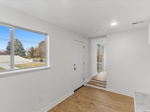 Tiny photo for 221 E 4800 S, Salt Lake City, UT 84107 (MLS # 2127309)