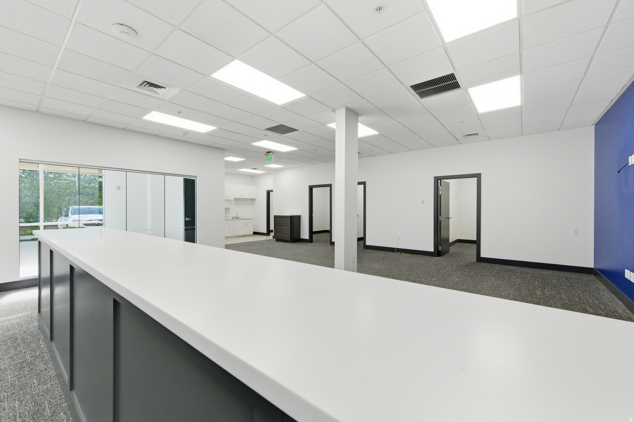 TATE - Commercial Lease