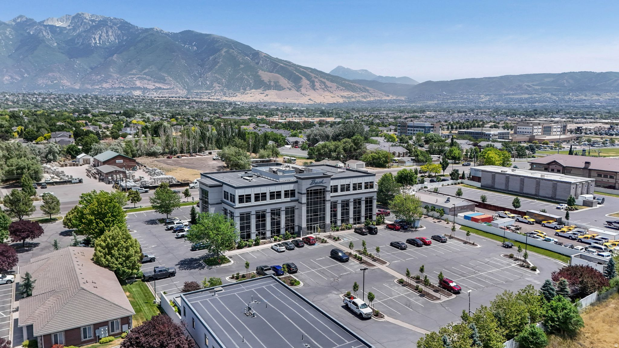 TATE - Commercial Lease