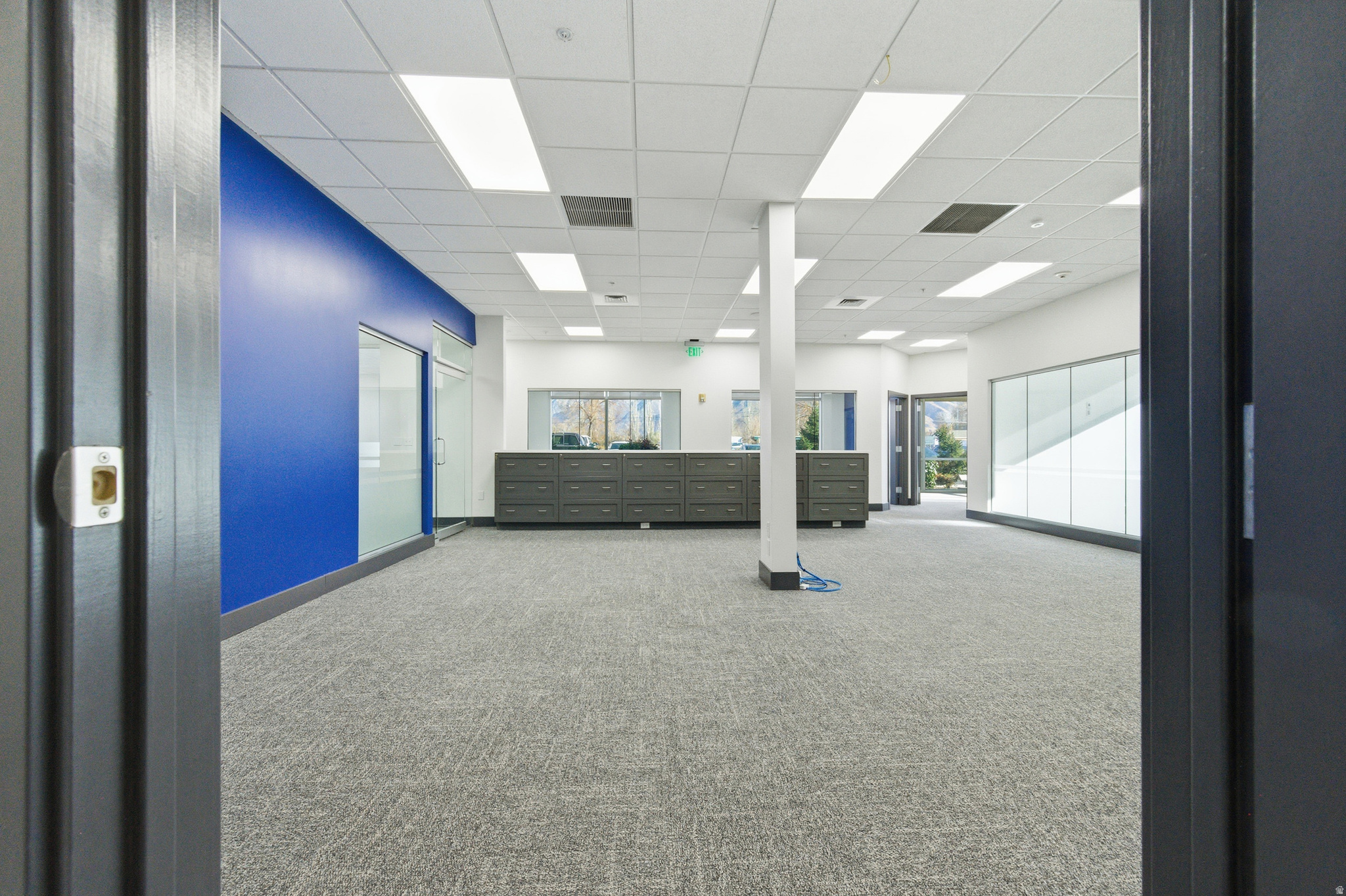 TATE - Commercial Lease