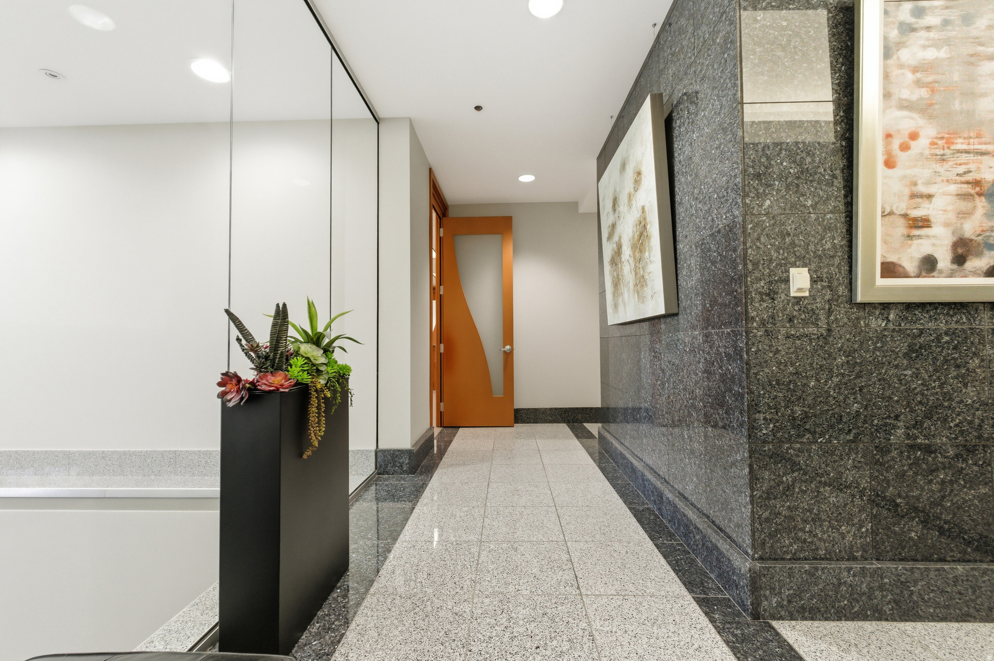 TATE - Commercial Lease