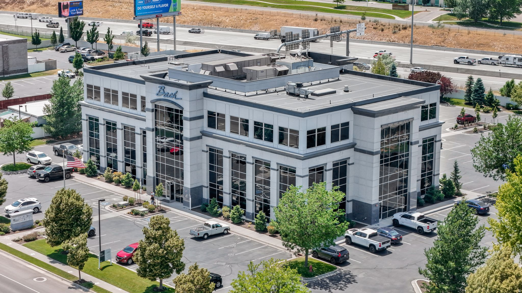 TATE - Commercial Lease