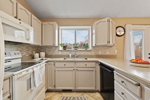 Tiny photo for 1798 N 860 W, Orem, UT 84057 (MLS # 2123901)