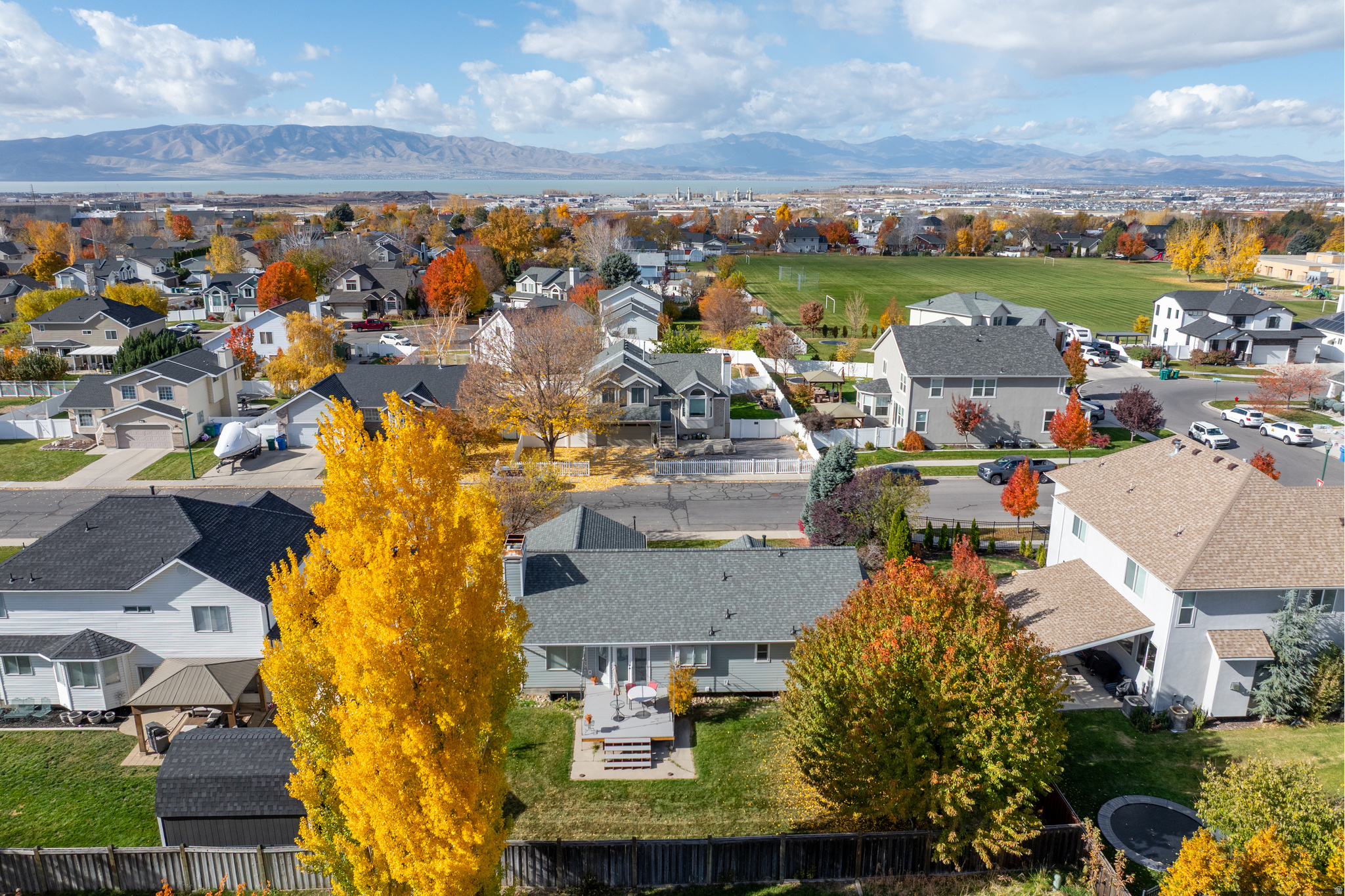 RANCHO ESTATES - Residential