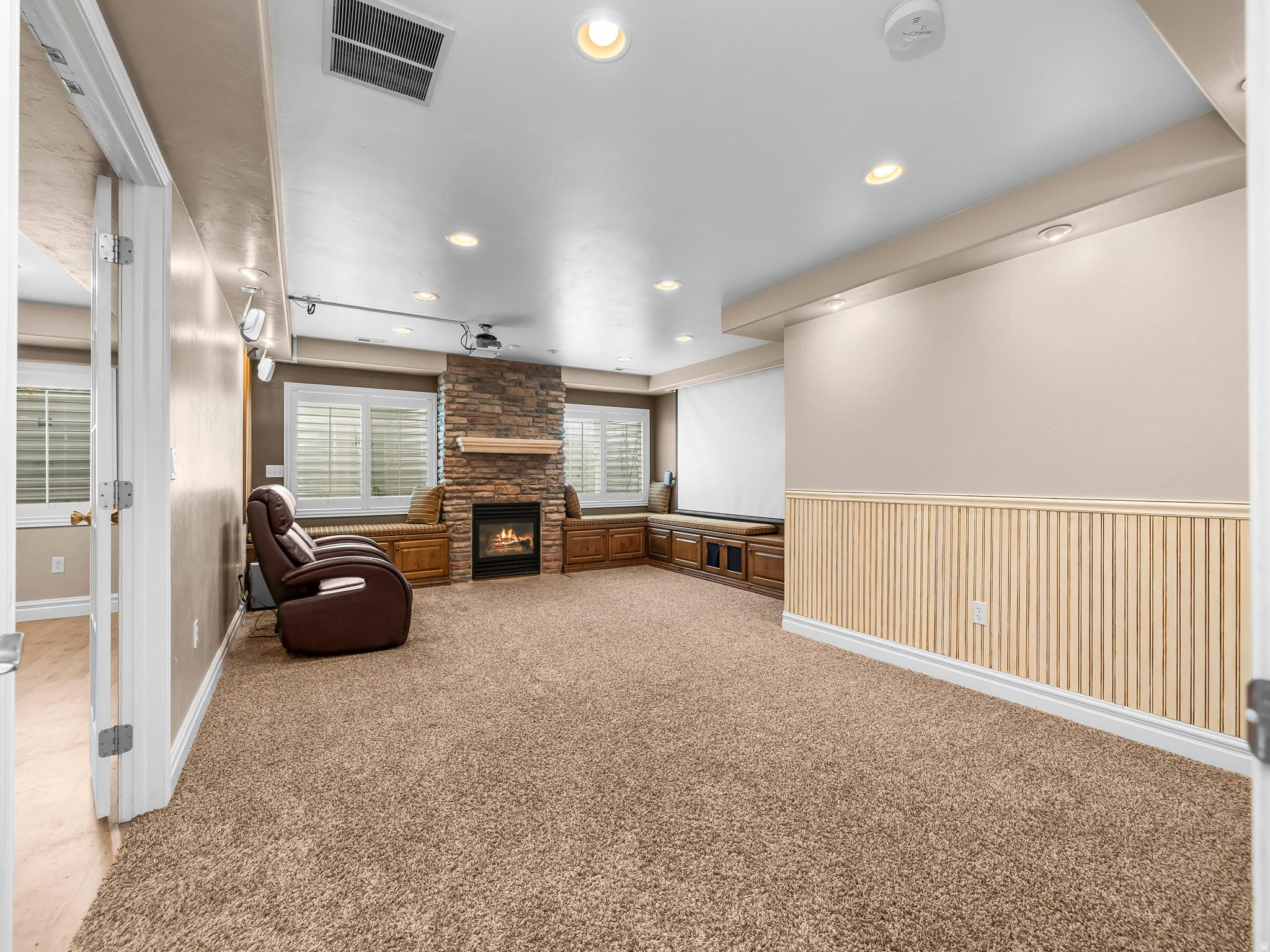 HEIRLOOM COTTAGES - Residential