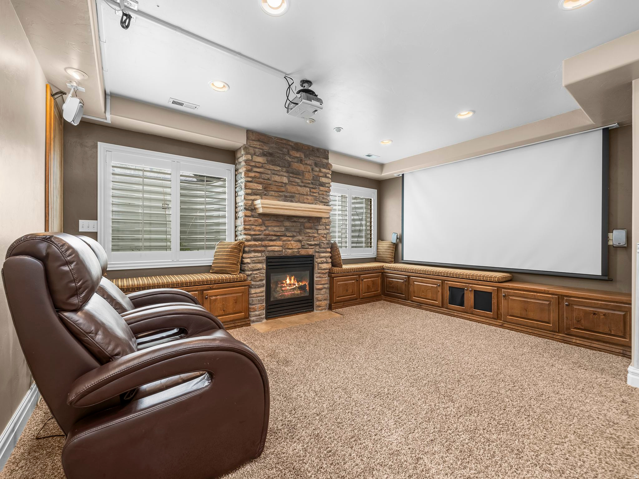 HEIRLOOM COTTAGES - Residential