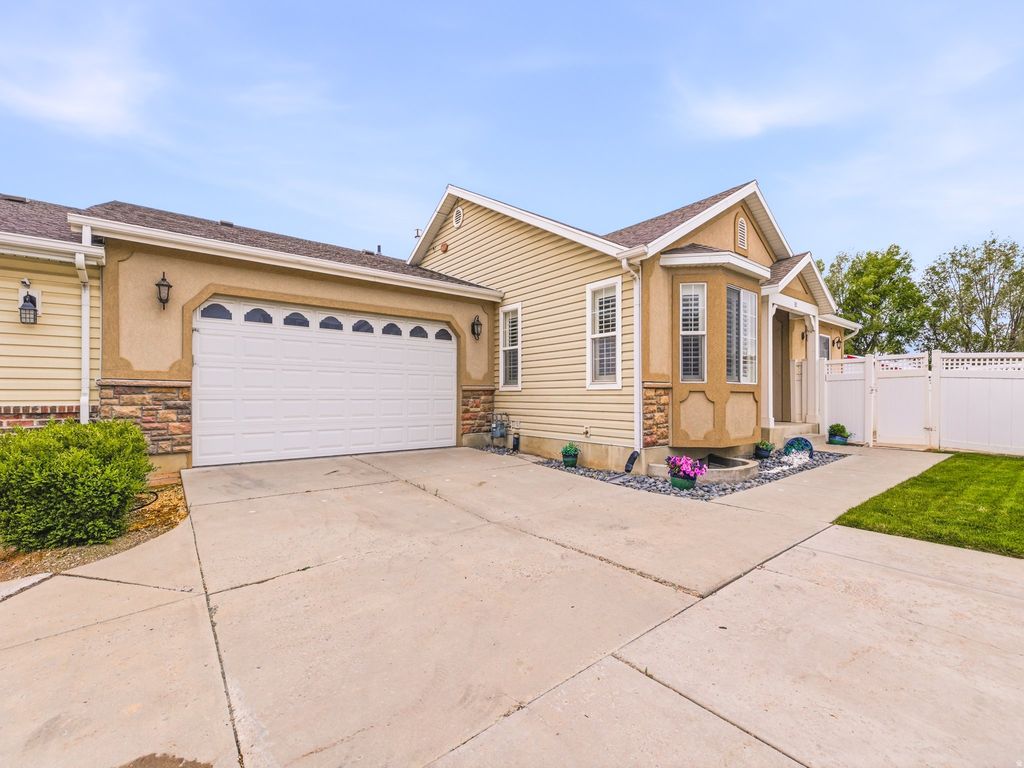 Photo of 32 S 750 E, American Fork, UT 84003 (MLS # 2156143)