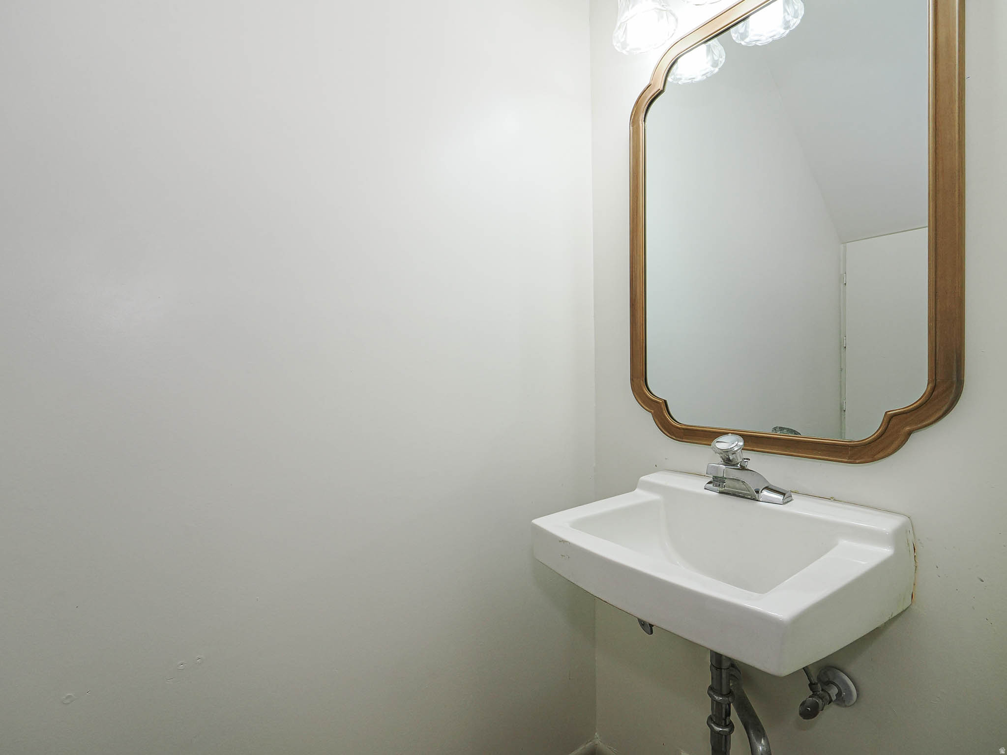 GEORGETOWN SQUARE - Residential