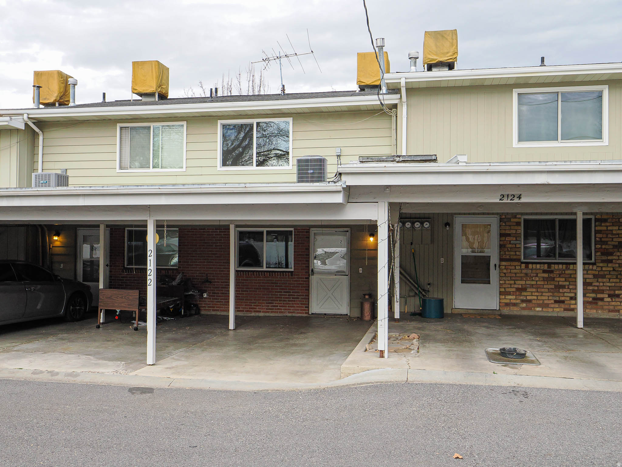 GEORGETOWN SQUARE - Residential