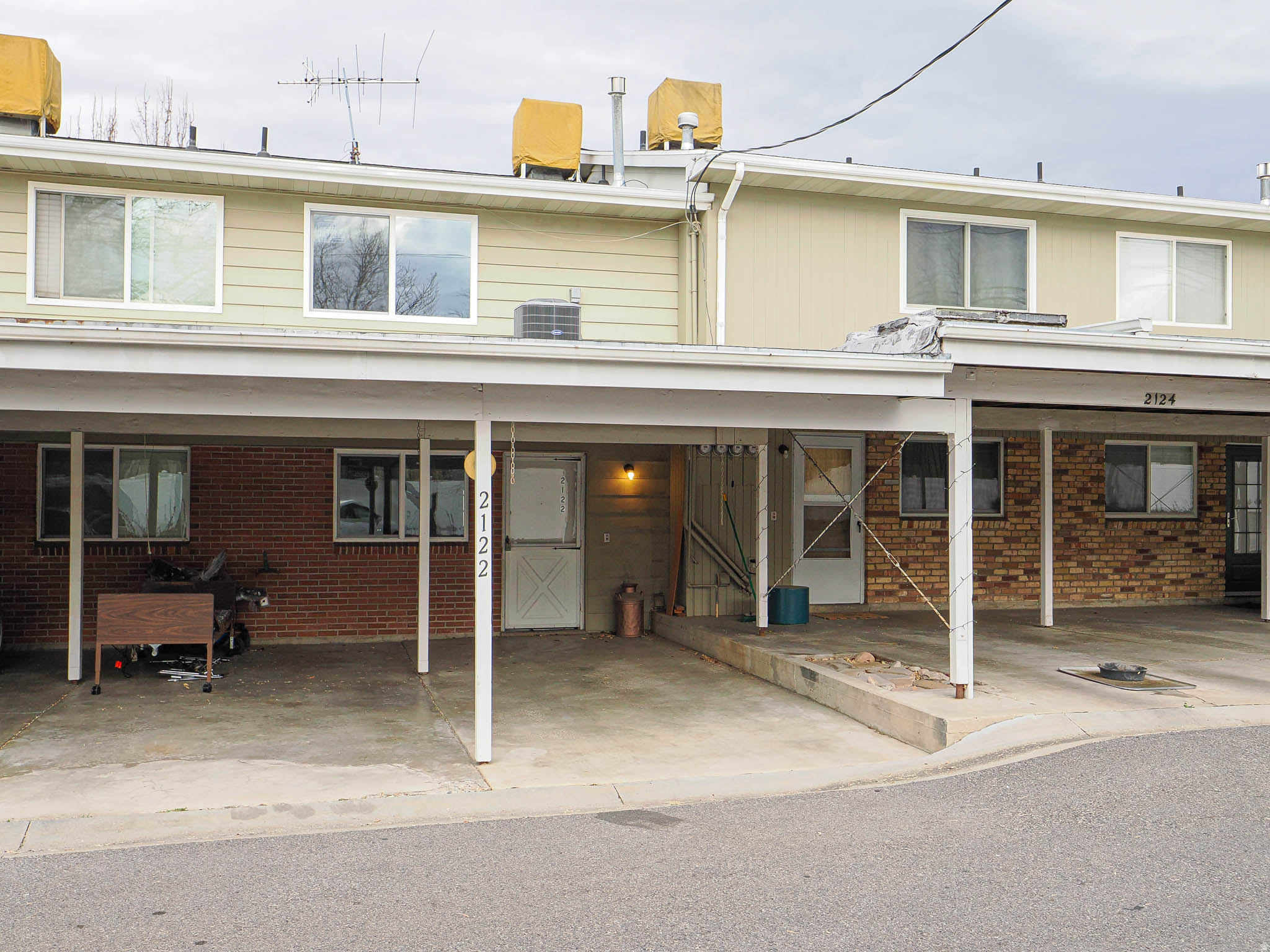 GEORGETOWN SQUARE - Residential