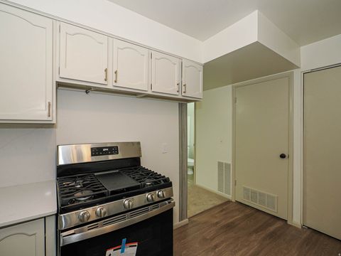 Tiny photo for 2122 E GEORGETOWN Sq, Millcreek, UT 84109 (MLS # 2127980)