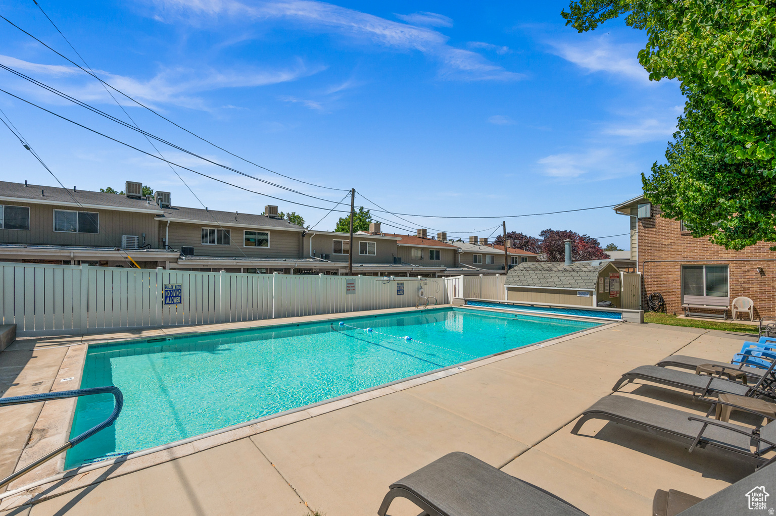 GEORGETOWN SQUARE - Residential