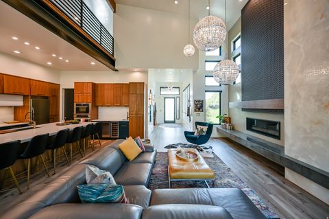 Tiny photo for 3381 E 9980 S, Sandy, UT 84092 (MLS # 2157115)