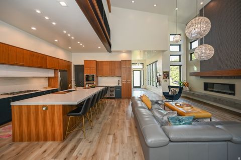 Tiny photo for 3381 E 9980 S, Sandy, UT 84092 (MLS # 2157115)