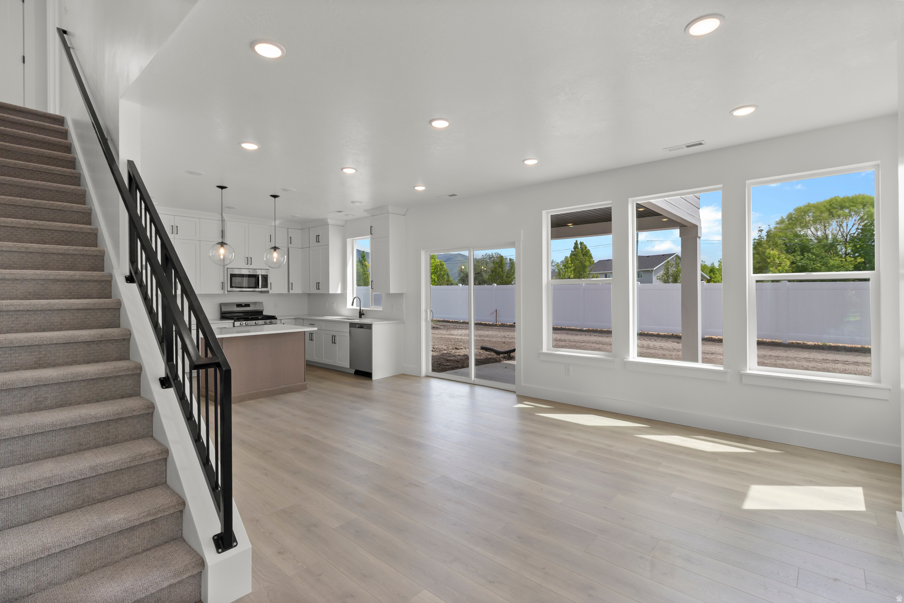 RIDGELINE PARK - Residential