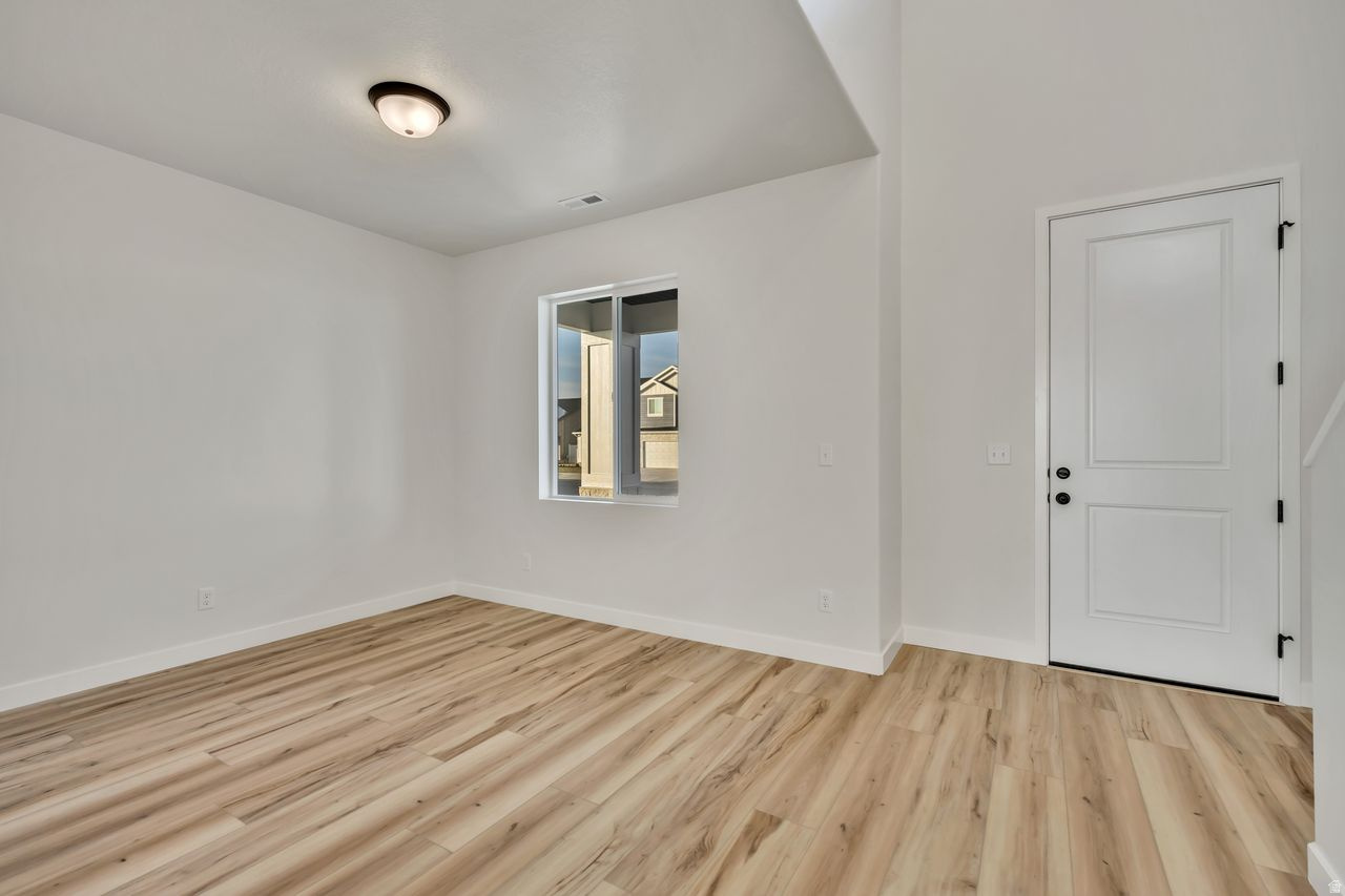 PARKVIEW AT SHORELINE - Residential