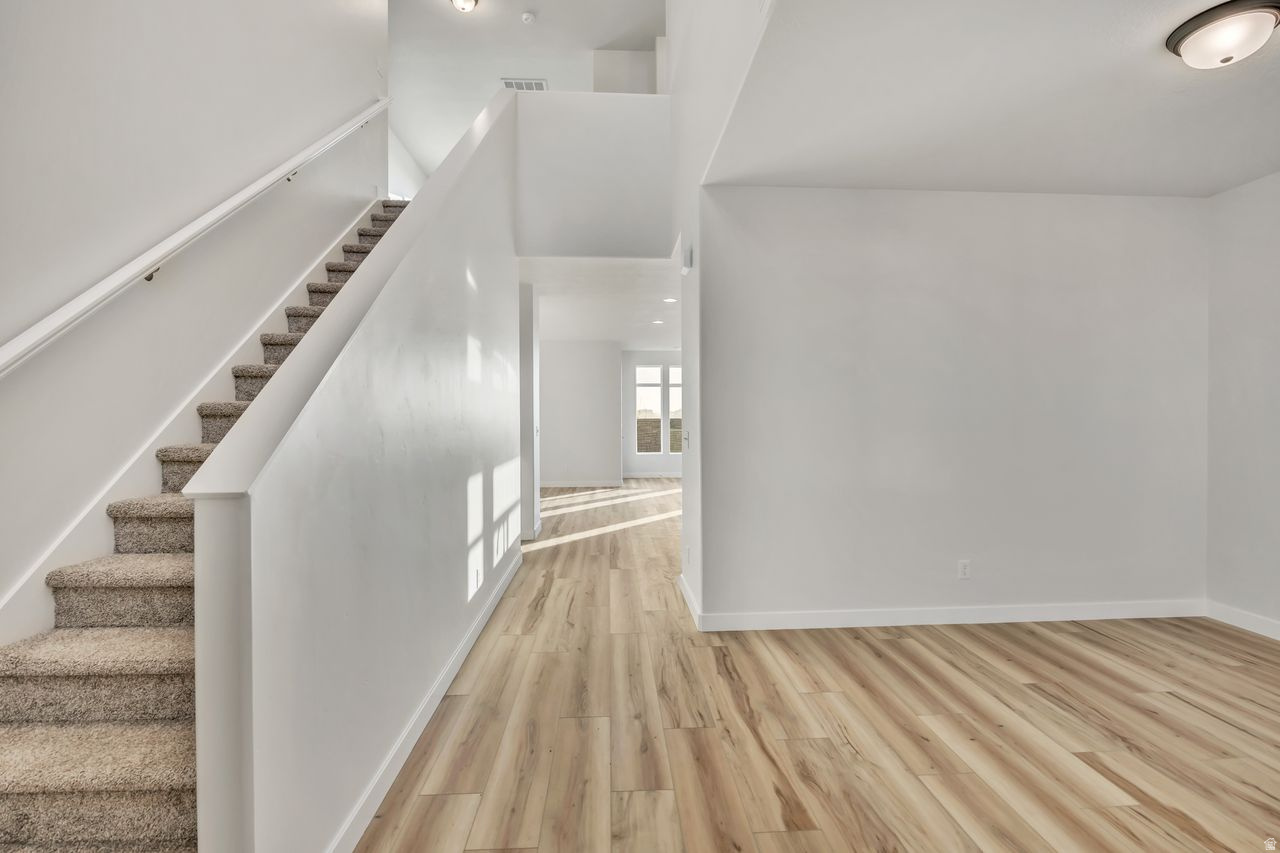 PARKVIEW AT SHORELINE - Residential