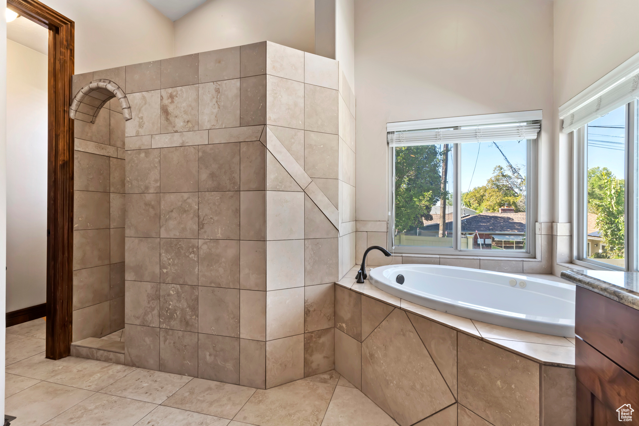 ANDERSON ACRES - Residential