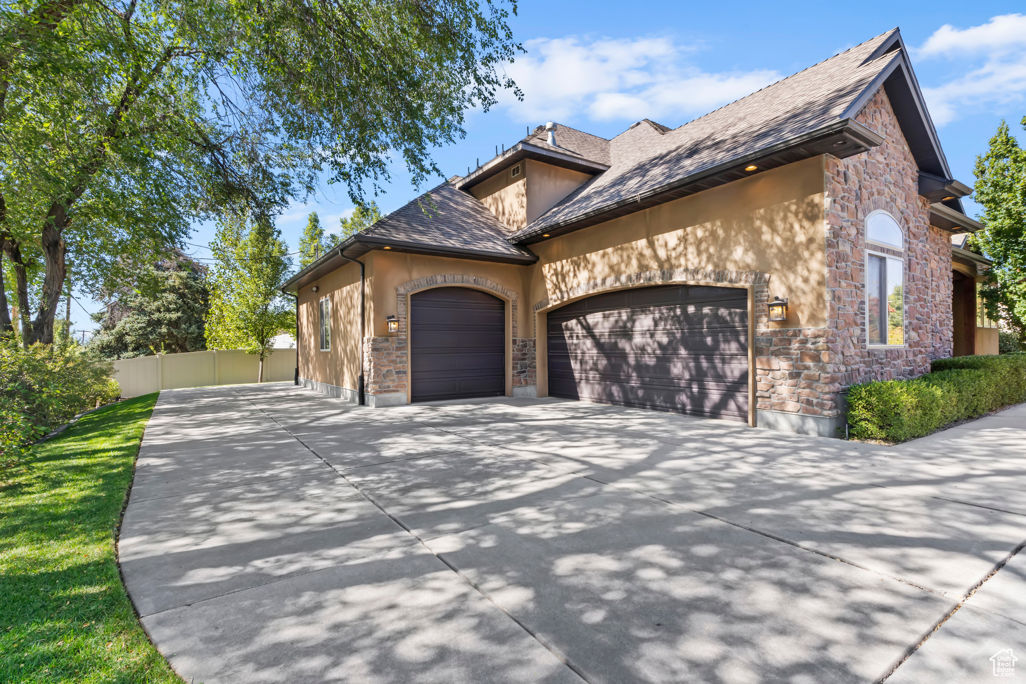 ANDERSON ACRES - Residential