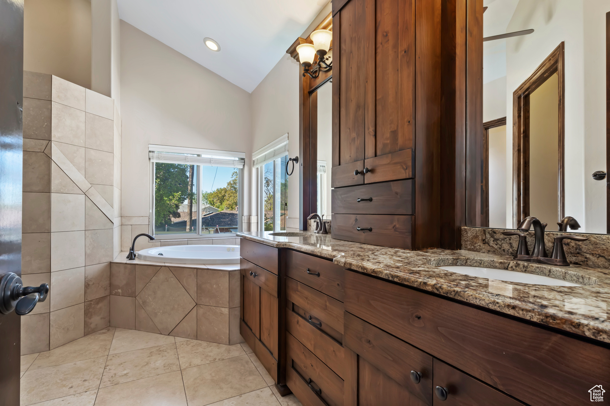 ANDERSON ACRES - Residential