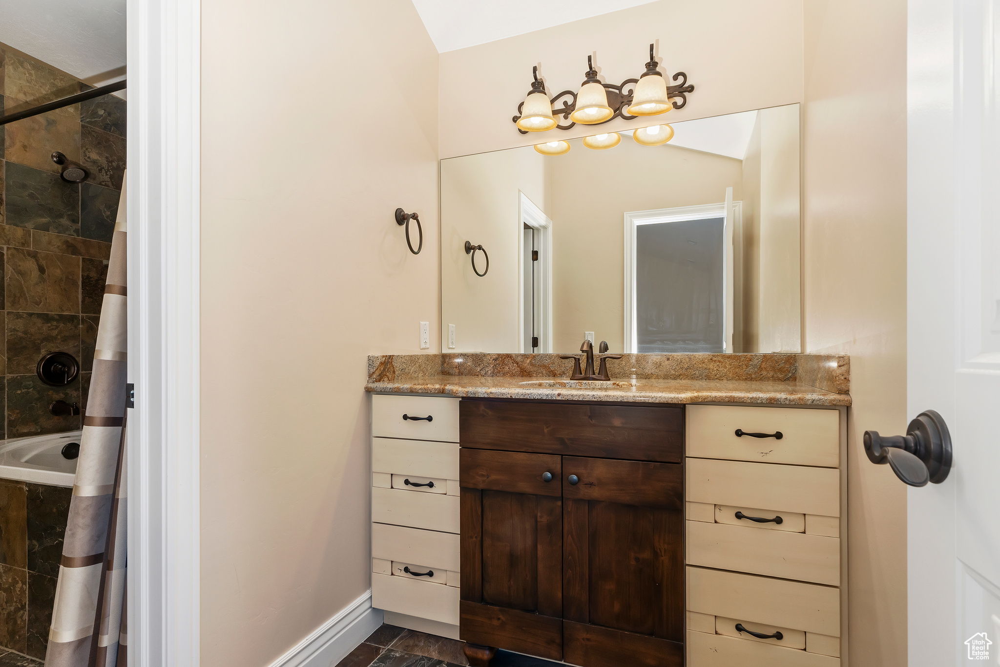ANDERSON ACRES - Residential