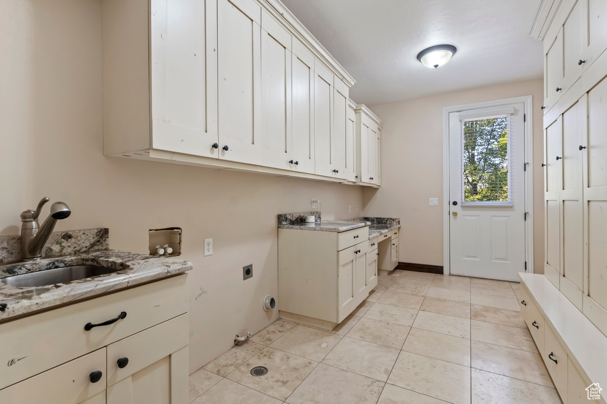 ANDERSON ACRES - Residential