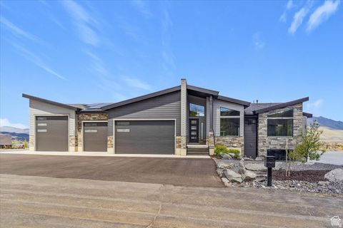 Tiny photo for 6260 E HAWKS LN, Huntsville, UT 84317 (MLS # 2136800)