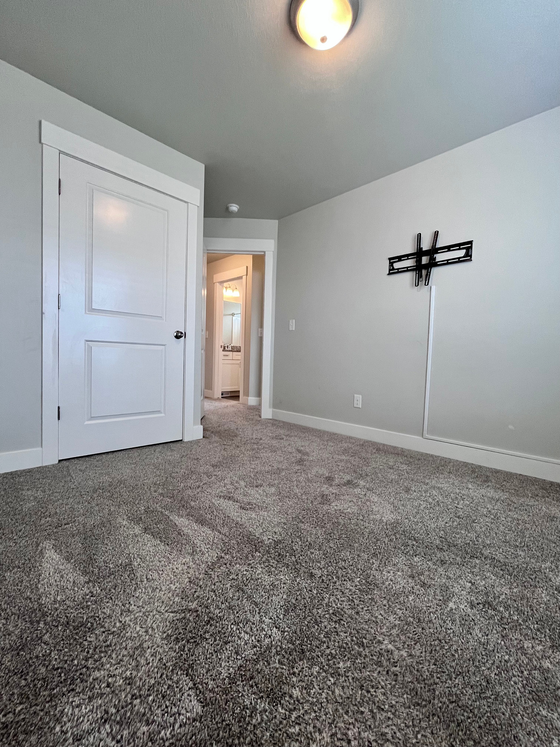 WOLFPACK CROSSING - Residential