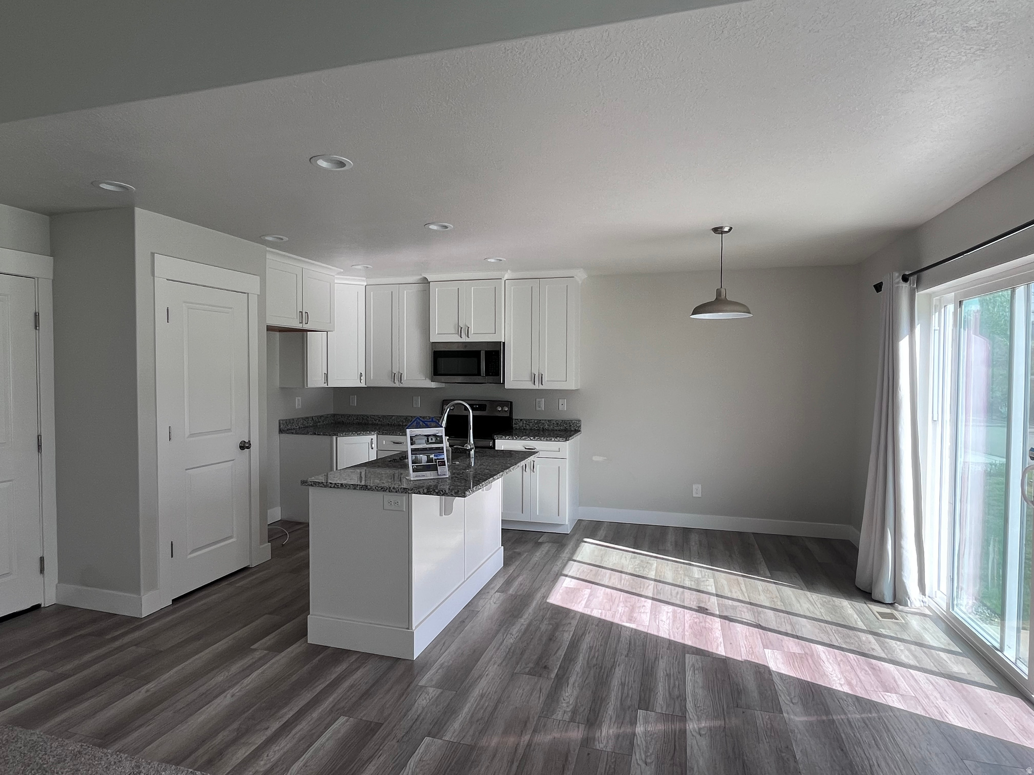 WOLFPACK CROSSING - Residential