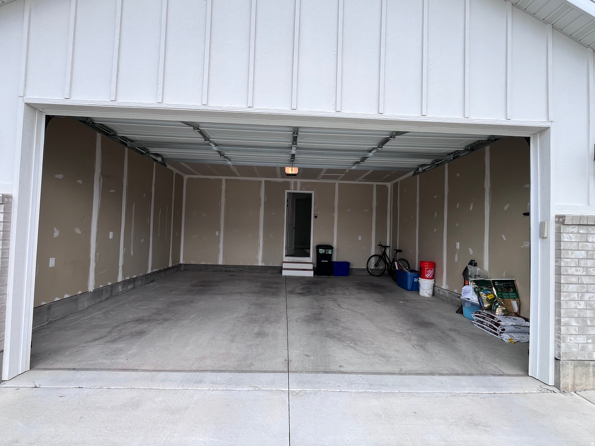 WOLFPACK CROSSING - Residential