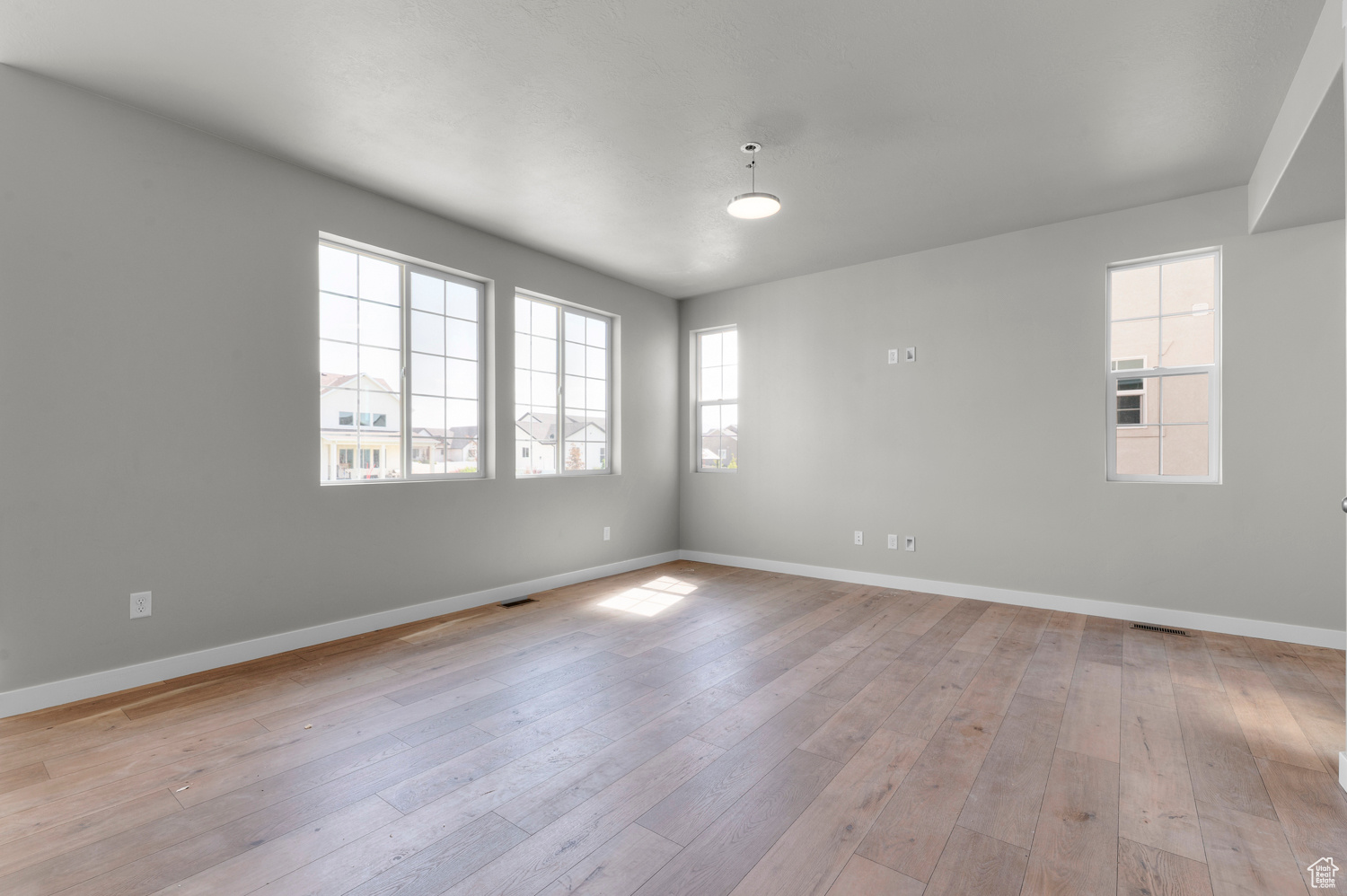 SAGEWOOD VILLAGE COTTAGES 1140 - Residential