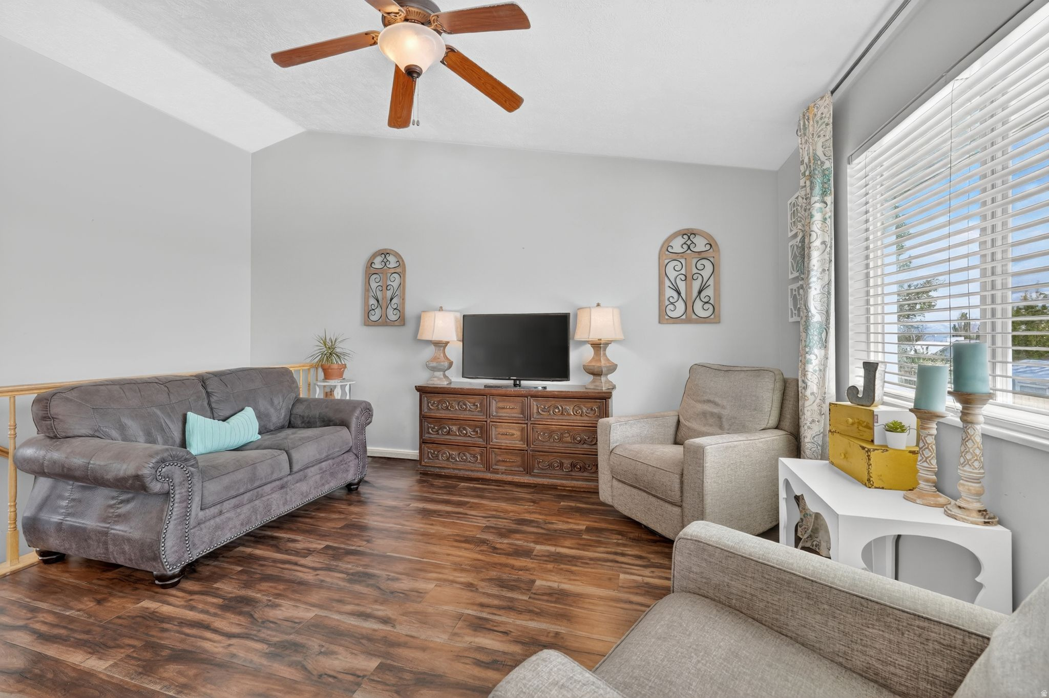 THE FOOTHILLS PLAT A - Residential