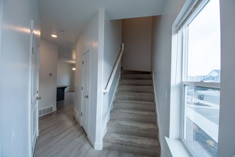 Tiny photo for 7030 N GOLDEN ACRES LOOP, Eagle Mountain, UT 84005 (MLS # 2133913)