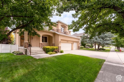 Photo of 1208 W SADDLE BLUFF DR, Murray, UT 84123 (MLS # 2187520)