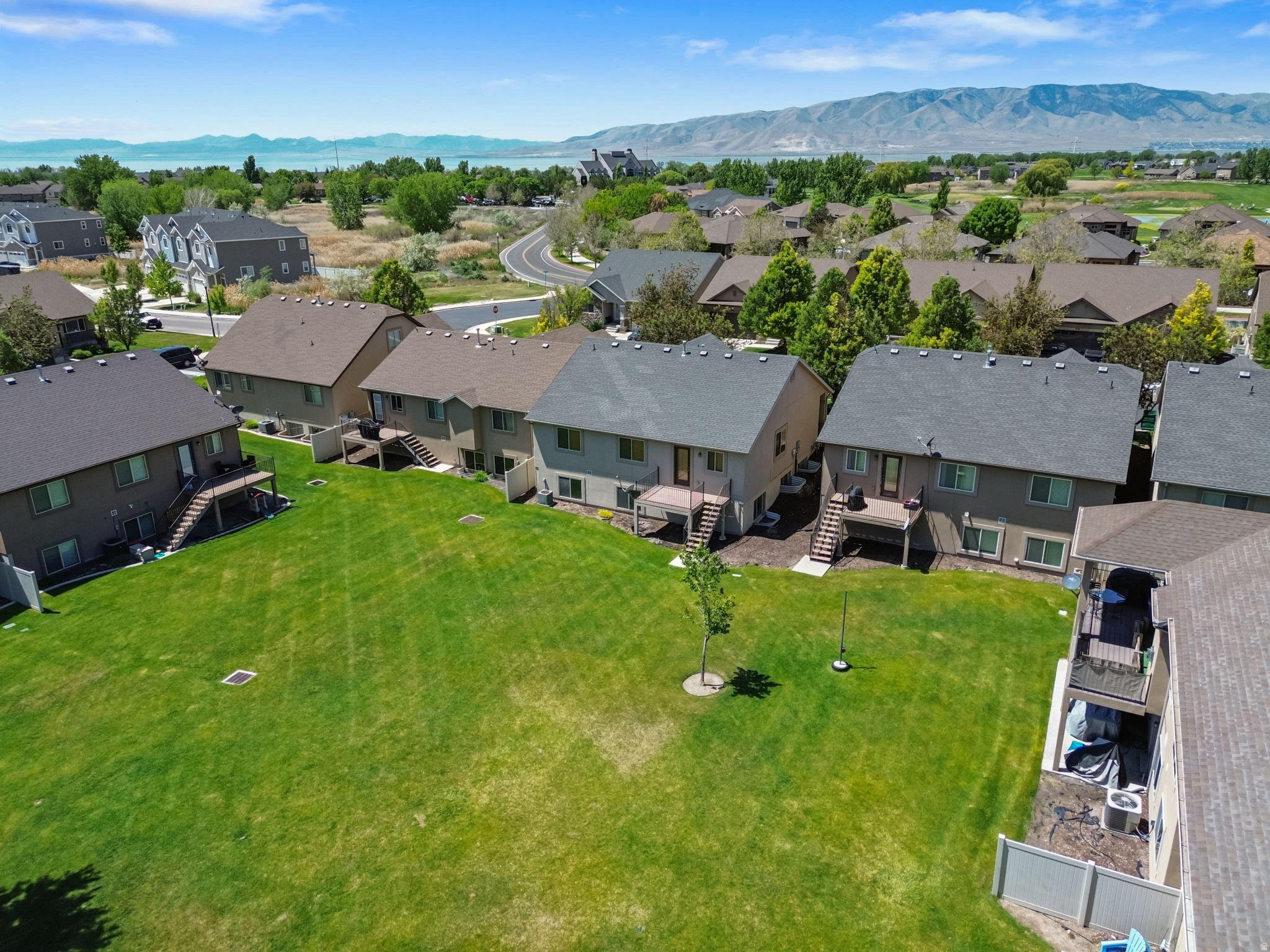 RIDGE - Residential