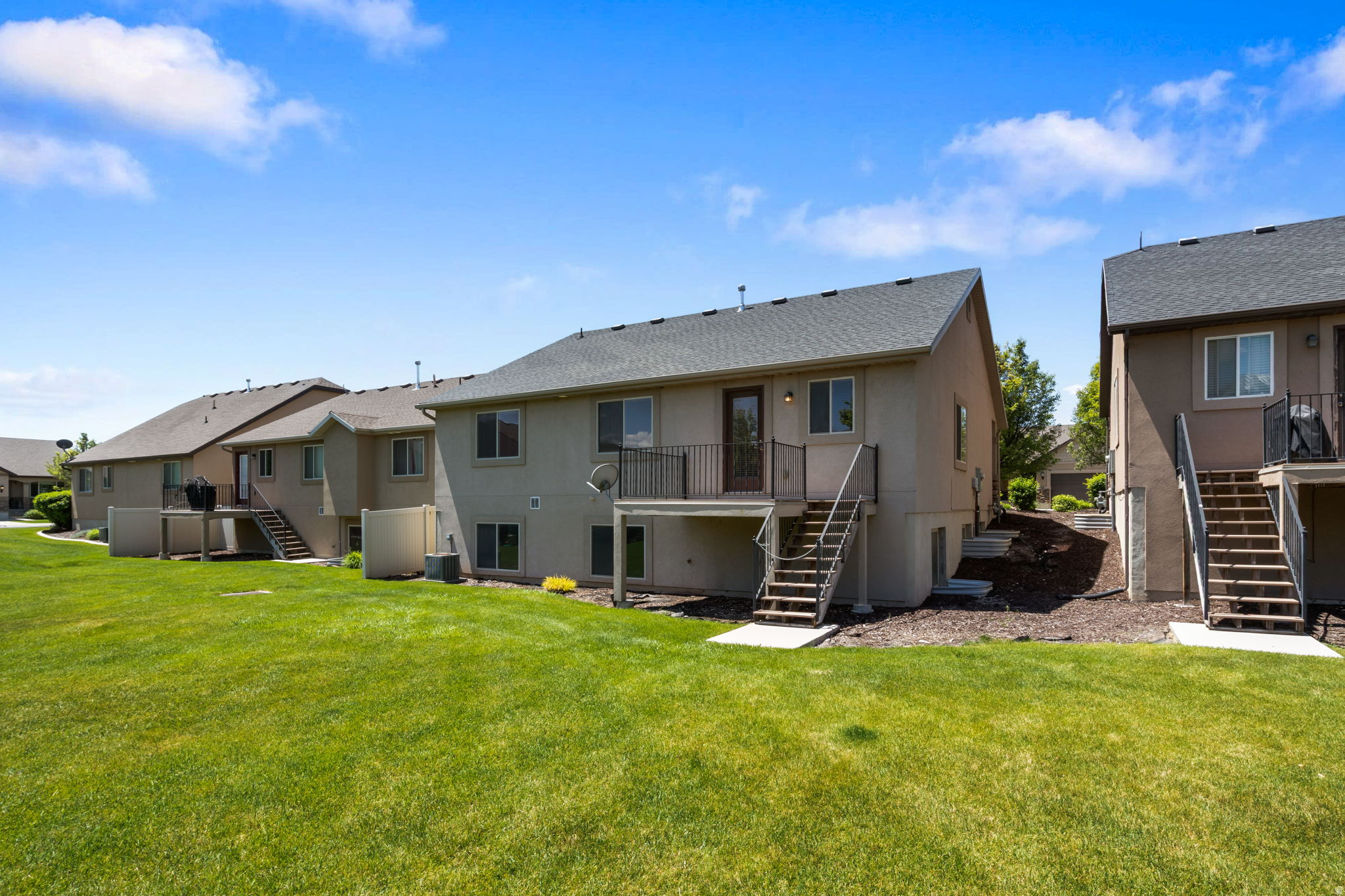 RIDGE - Residential
