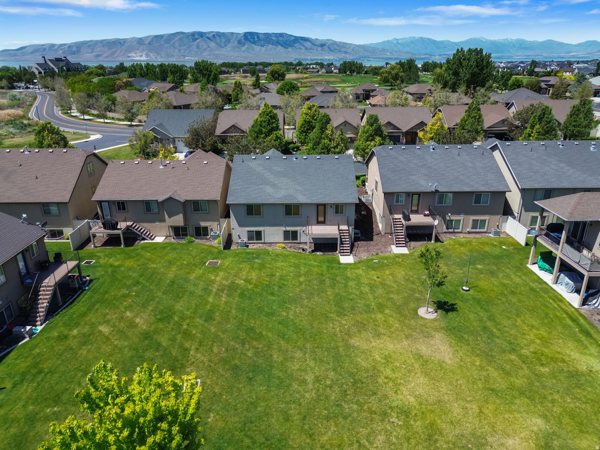 RIDGE - Residential