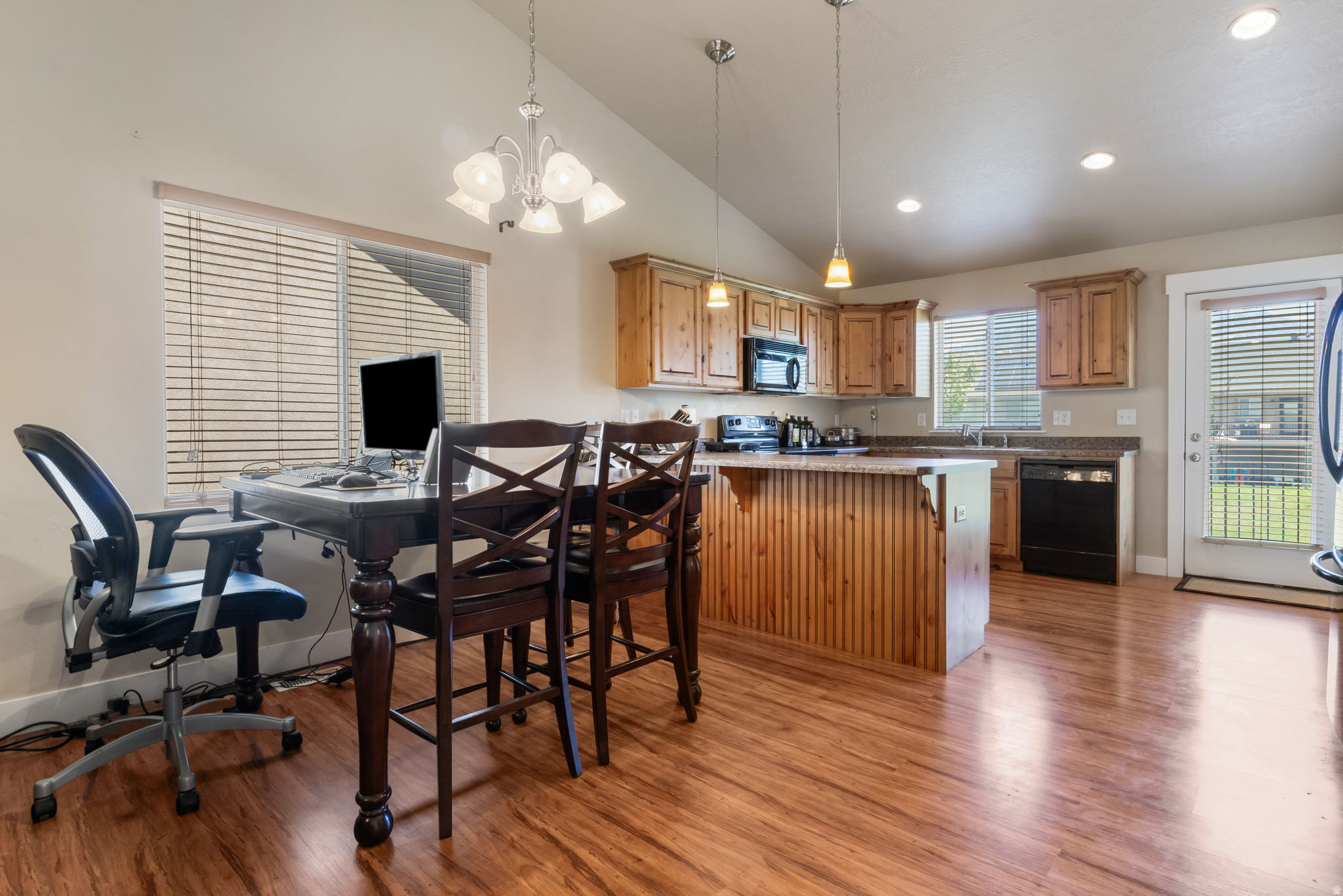RIDGE - Residential