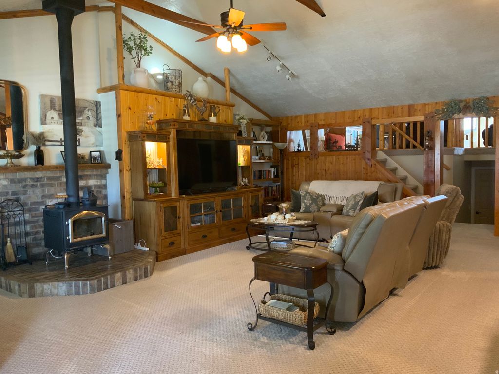 Photo of 1061 S COPPER RD E, Stockton, UT 84071 (MLS # 2160293)